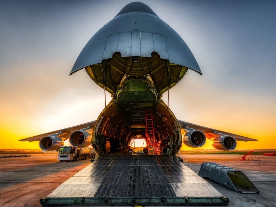 国际航协: 2024年航空公司盈利前景改善 净利润305亿美元