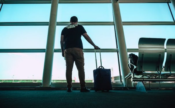 On Board Courier Services: Overview,Benefits and FAQs